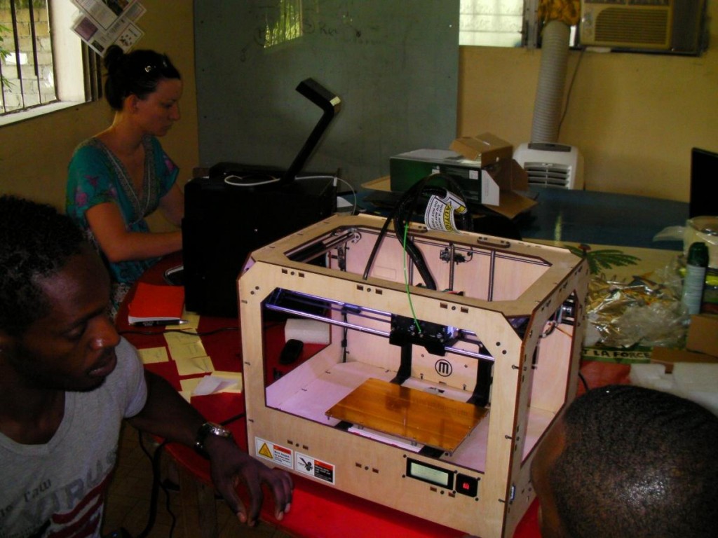 Field Ready in Haiti training local volunteers to operate and maintain 3D printers. Courtesy of Field Ready.